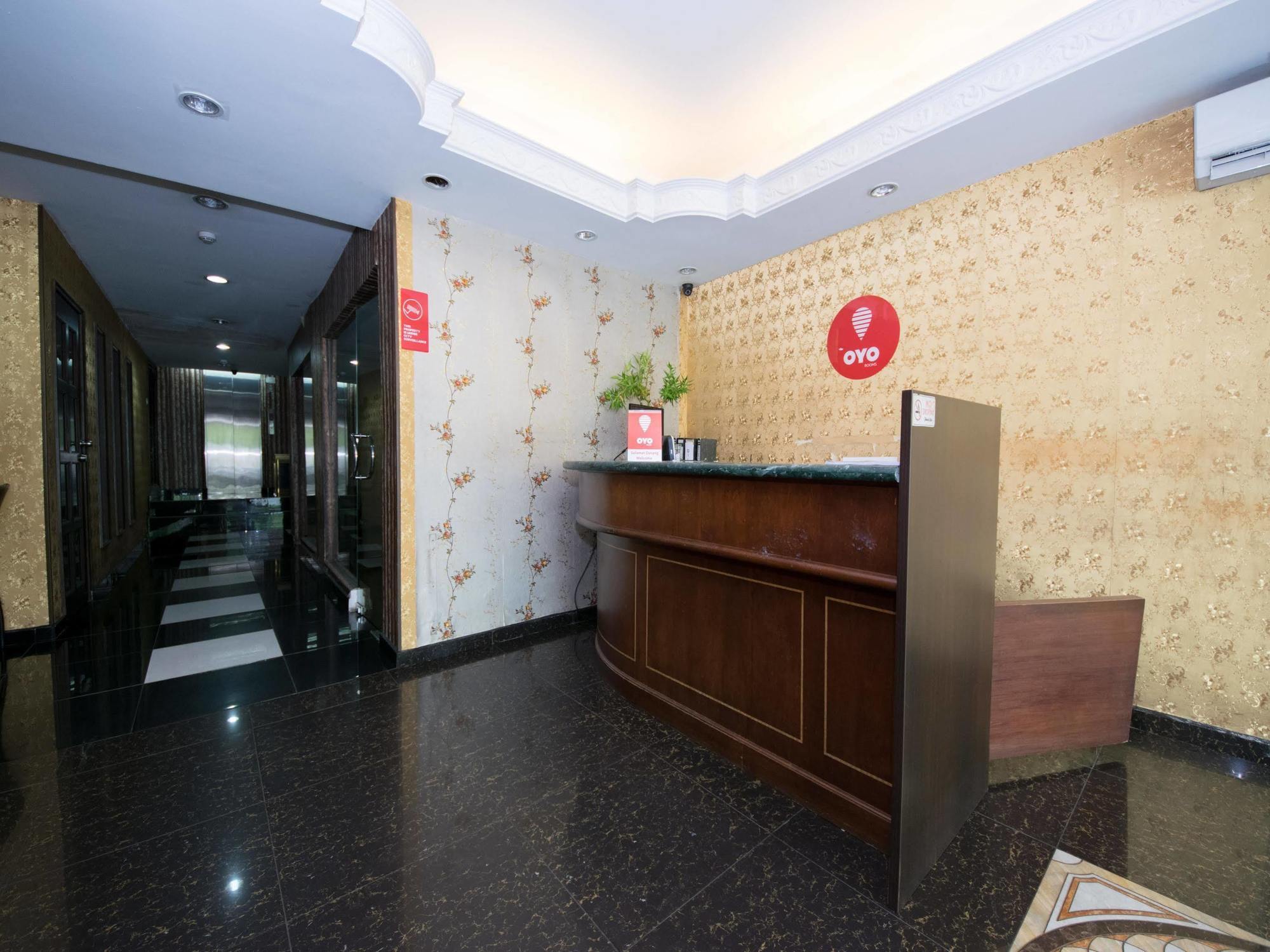 Oyo Rooms Maharajalela Monorail Station Kuala Lumpur Bagian luar foto